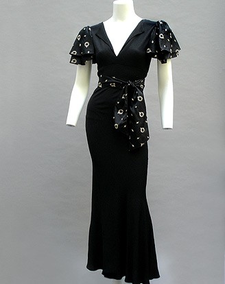 1933 NOIR CREPE<br>EMBROIDERED SIREN<br>3/4